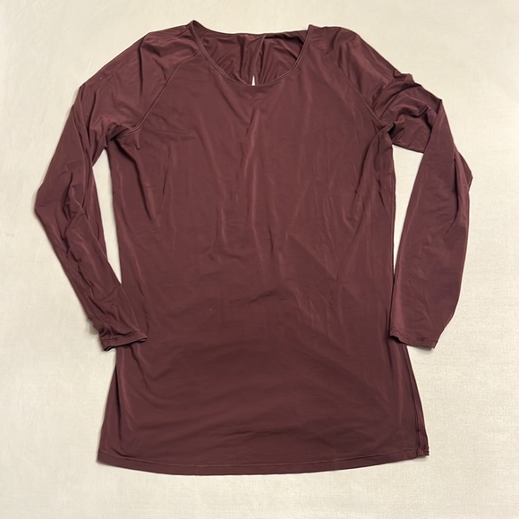 Lululemon Deep Stretch Long Sleeve *Cinch
Arctic Plum - Picture 5 of 6